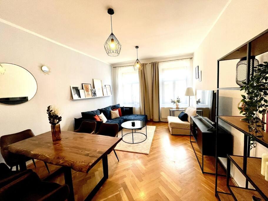Апартаменти Casarina - Stilvoller Altbau In Zentraler Lage Дрезден Екстер'єр фото